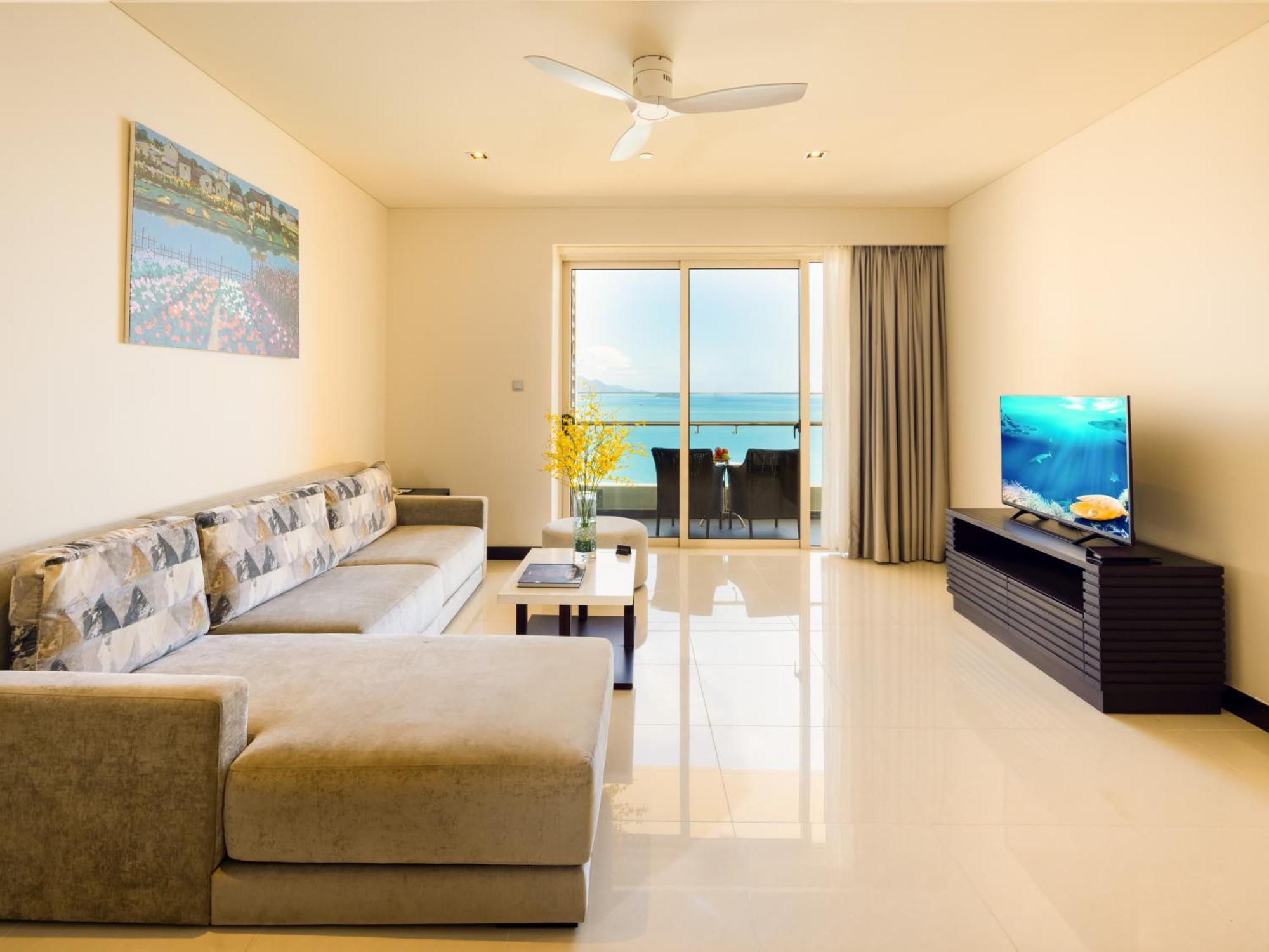 The Costa Nha Trang Residences Exteriör bild